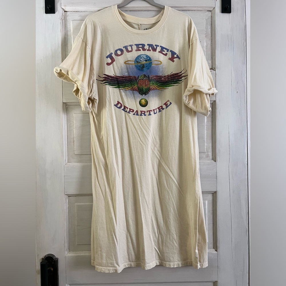 Journey tshirt dress
